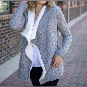 Z Supply Grey with white Sherpa Cardigan sweater jacket Sz XS NWOT worn once